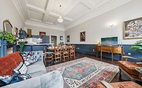 Grand 2 Bed West End Residence